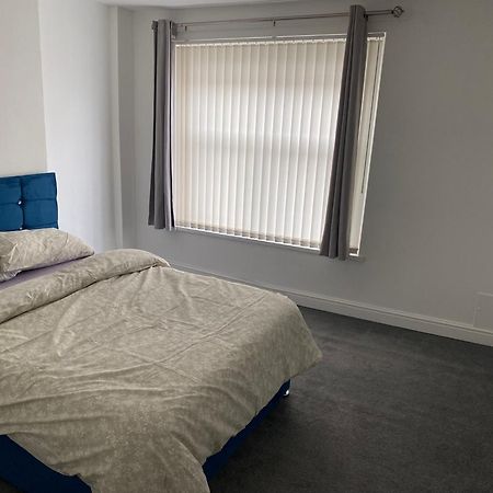 Marvellous Room 2 Stoke-on-Trent 외부 사진